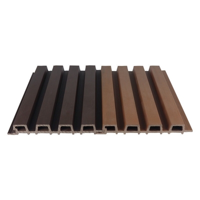Панель стены плакирования Брауна 25x227mm WPC для планки гриля древесины парка гостиницы пластиковой составной вставая на сторону